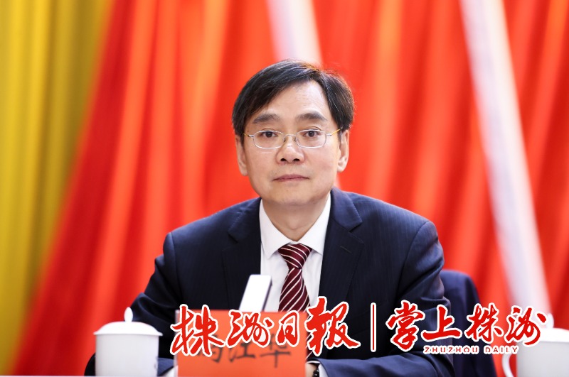 会议,刘光跃,聂方红,杨英杰,罗绍昀,刘亚亮等全体在家市级领导出席