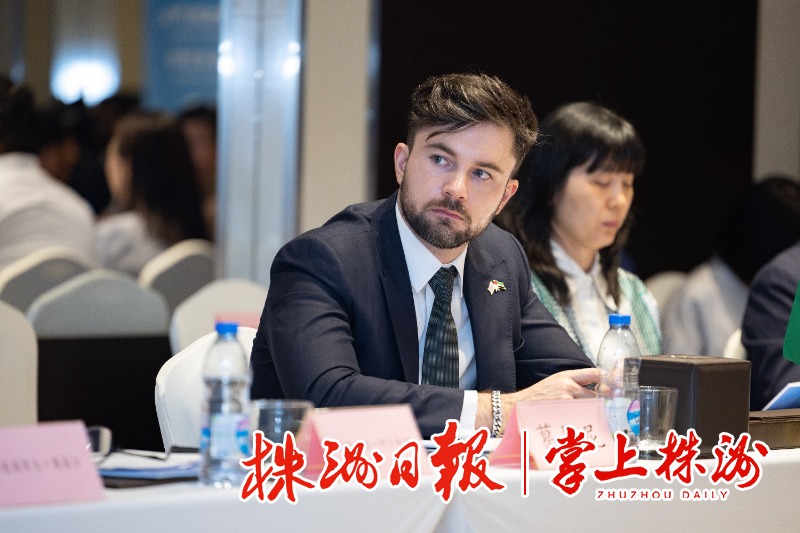 株洲优势产业走进中东市场恳谈会在阿联酋迪拜举行